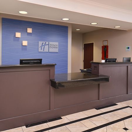Holiday Inn Express & Suites San Antonio South Dış mekan fotoğraf
