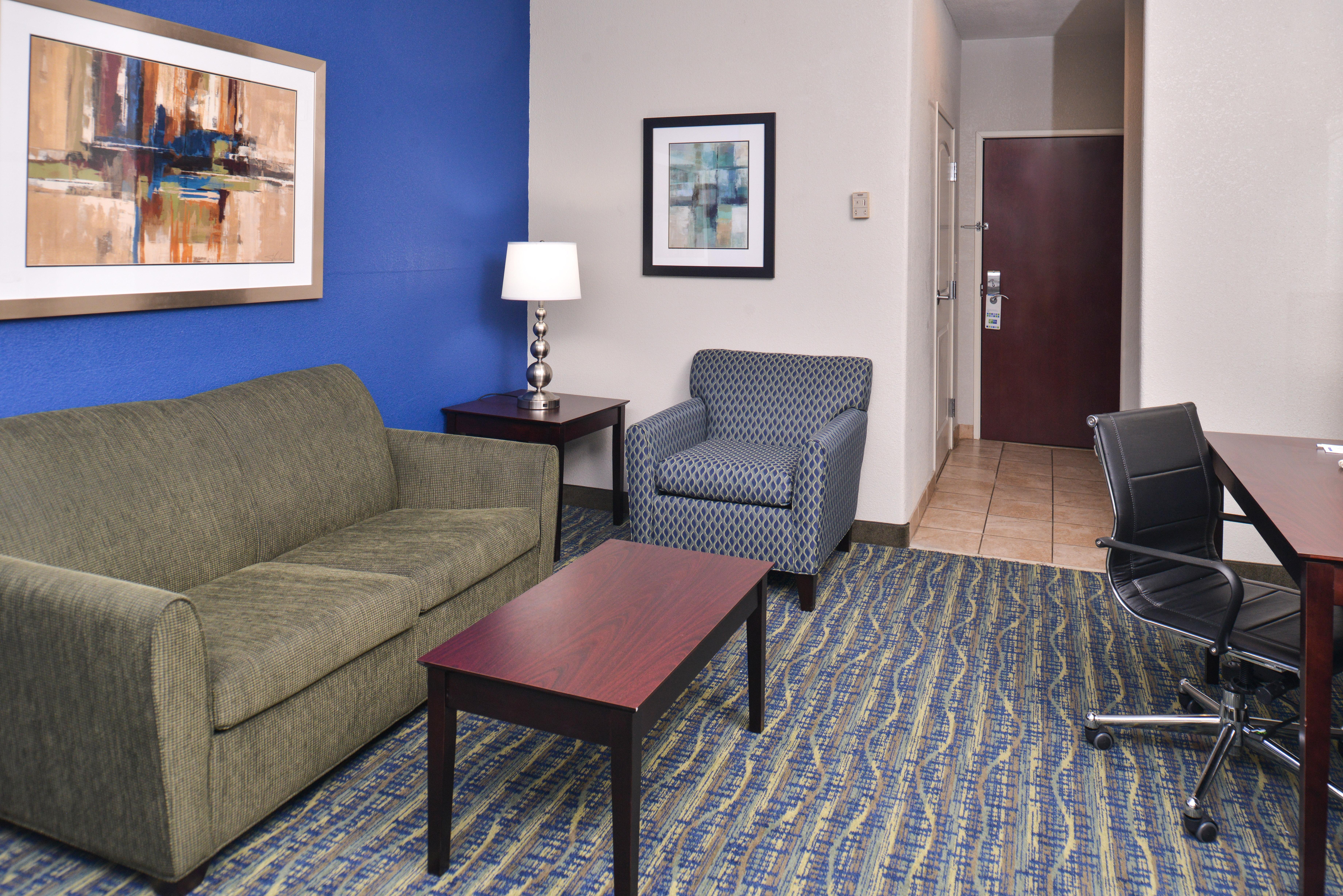 Holiday Inn Express & Suites San Antonio South Dış mekan fotoğraf