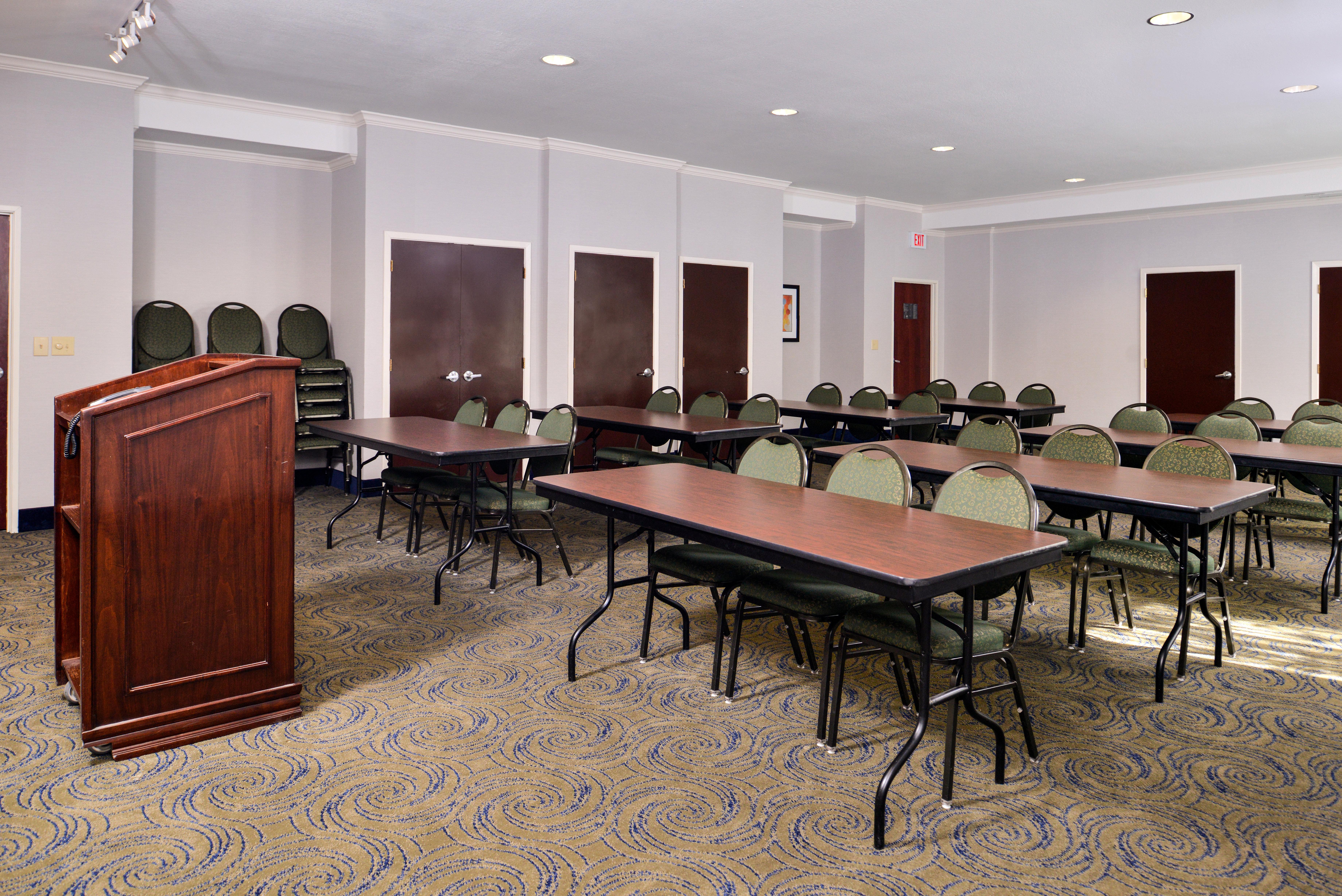 Holiday Inn Express & Suites San Antonio South Dış mekan fotoğraf